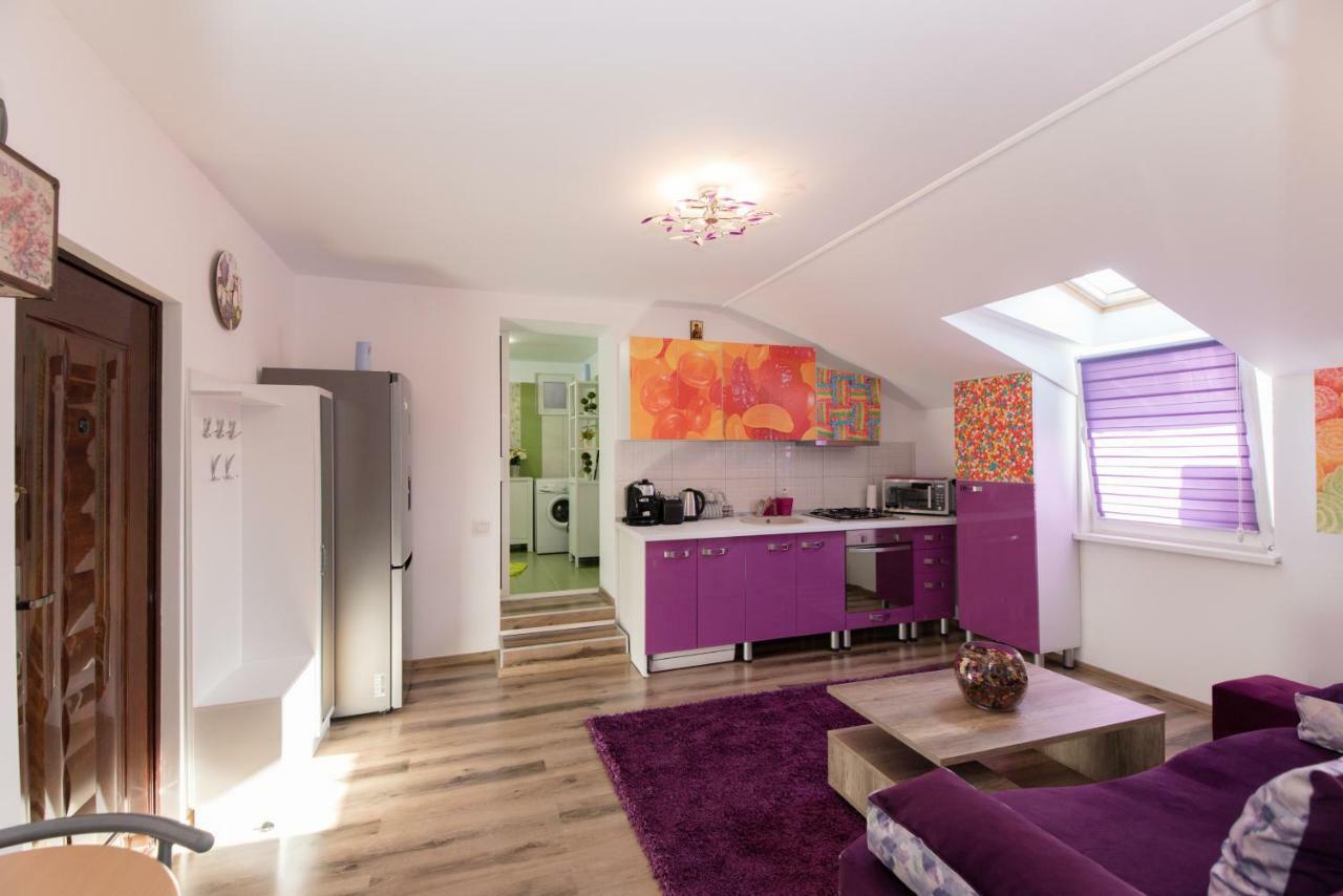 Queen Holiday Apartment Bukarest Eksteriør billede