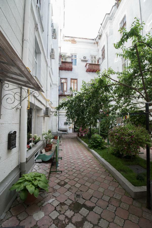 Queen Holiday Apartment Bukarest Eksteriør billede