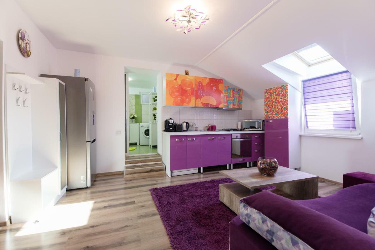 Queen Holiday Apartment Bukarest Eksteriør billede