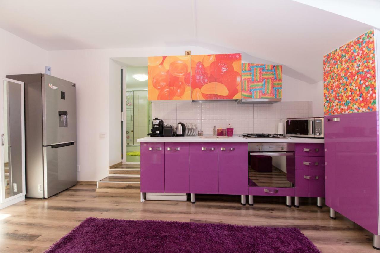 Queen Holiday Apartment Bukarest Eksteriør billede